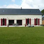 Jolie En Pierre De Tuffeau