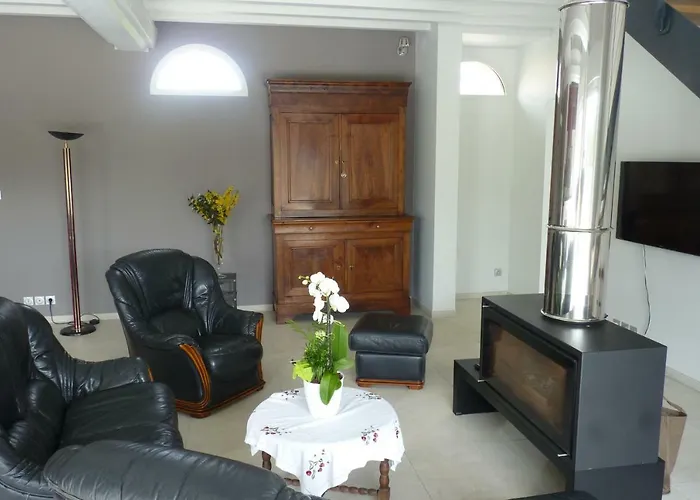 Casa de Férias Jolie En Pierre De Tuffeau